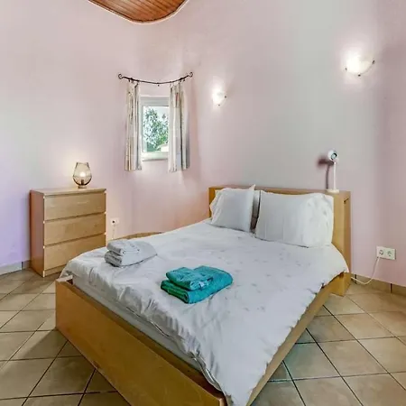 Stylish Carvoeiro - Short Walk To Centre - Private Pool - Serena - Algarve