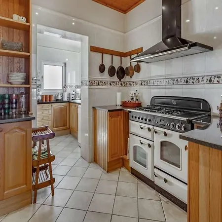 Stylish Carvoeiro - Short Walk To Centre - Private Pool - Serena - Algarve *
