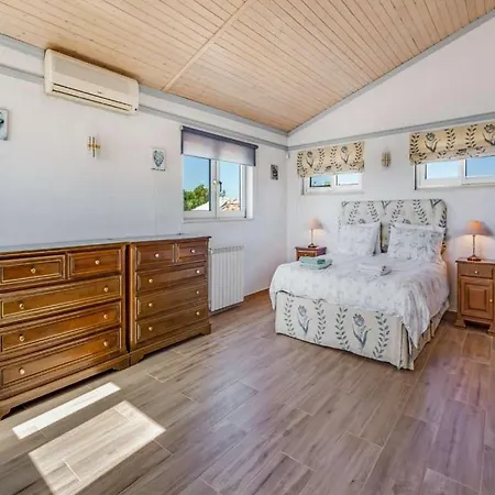 Stylish Carvoeiro - Short Walk To Centre - Private Pool - Serena - Algarve فيلة كارفويرو