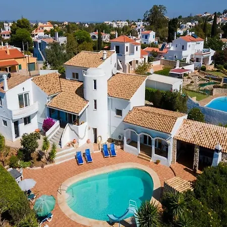 Stylish Carvoeiro - Short Walk To Centre - Private Pool - Serena - Algarve וילה